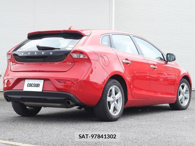 Volvo V40 2013-12 8216599-7