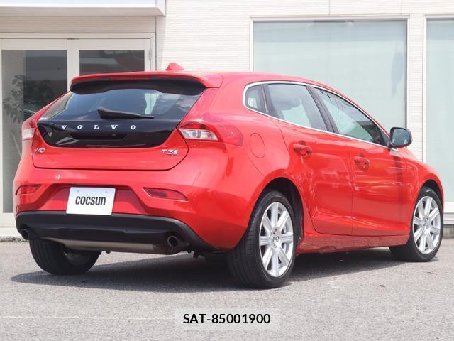 Volvo V40 2017-08 8219269-7