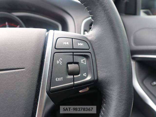 Volvo V40 2017-09 8219270-14