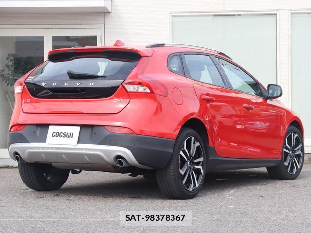 Volvo V40 2017-09 8219270-7
