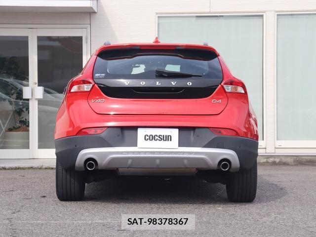Volvo V40 2017-09 8219270-8