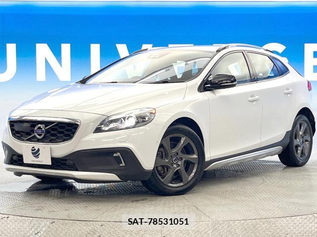 Volvo V40 2013-08 8219359-17