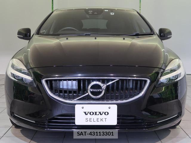 Volvo V40 2017-06 8219503-15