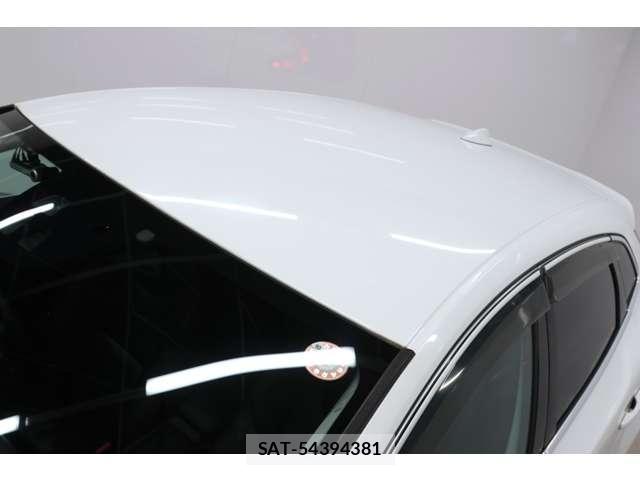 Volvo V40 2013-10 8224608-16