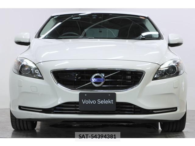 Volvo V40 2013-10 8224608-17
