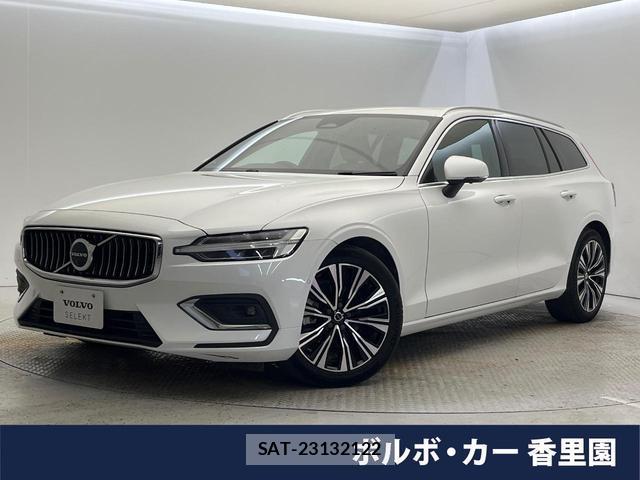 Volvo V60 2023-04 8216353-0