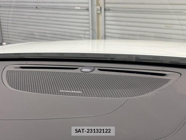 Volvo V60 2023-04 8216353-4