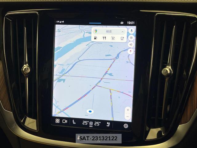 Volvo V60 2023-04 8216353-5