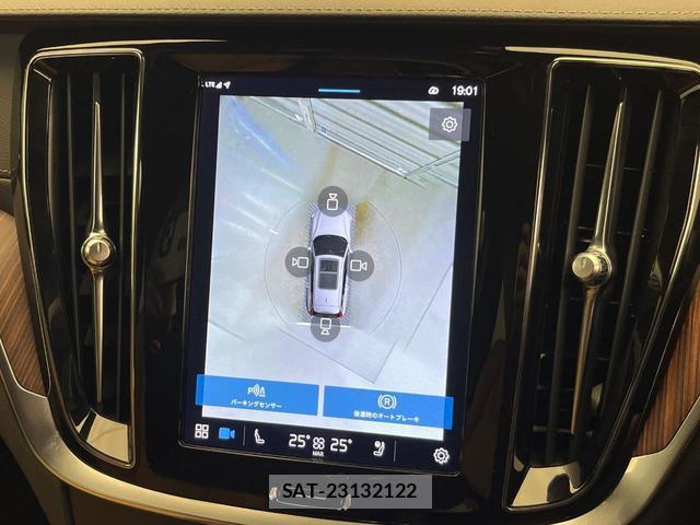Volvo V60 2023-04 8216353-6