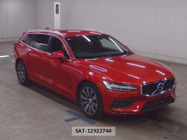 Volvo V60 2019-06 8216995-0