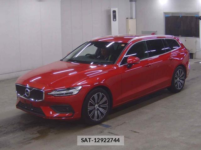 Volvo V60 2019-06 8216995-3