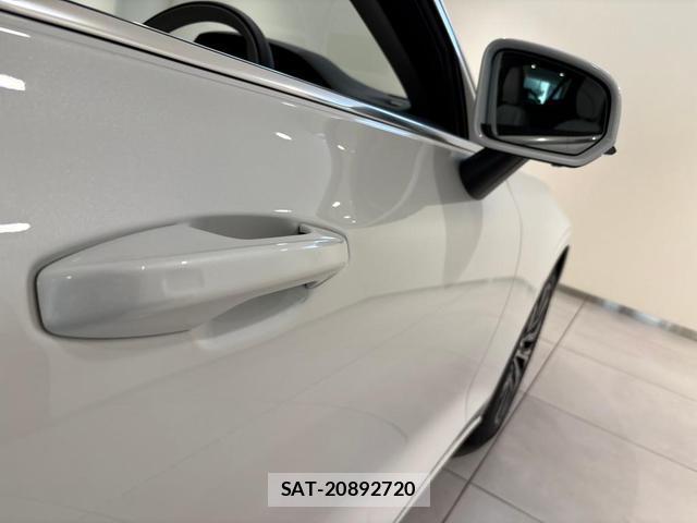 Volvo V60 2025-09 8218292-12