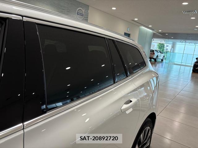 Volvo V60 2025-09 8218292-9