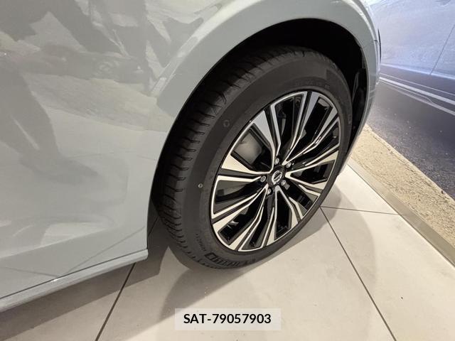 Volvo V60 2025-12 8218297-13