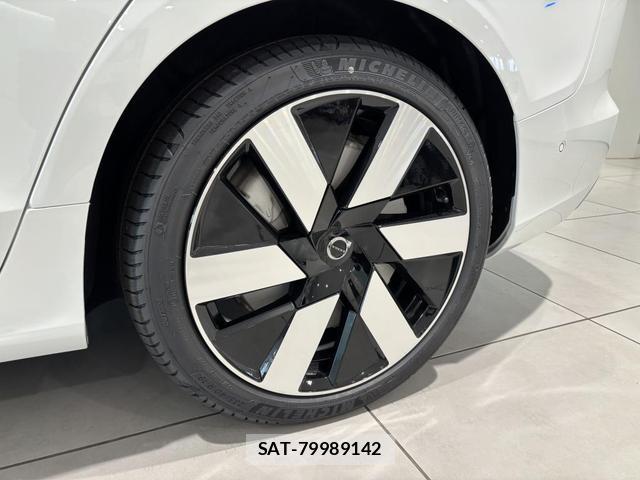 Volvo V60 2025-08 8218300-15