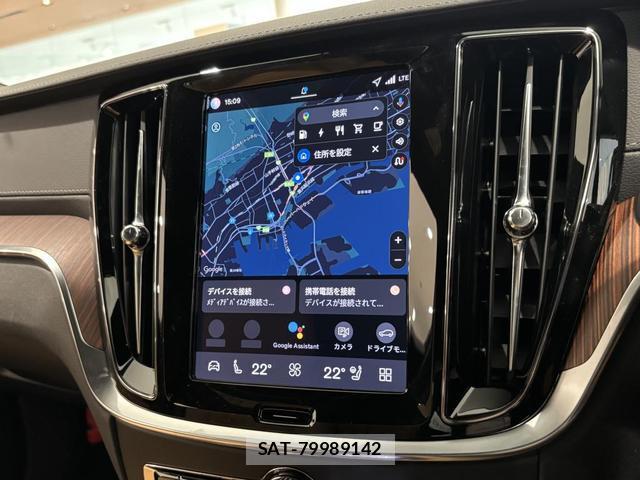 Volvo V60 2025-08 8218300-18