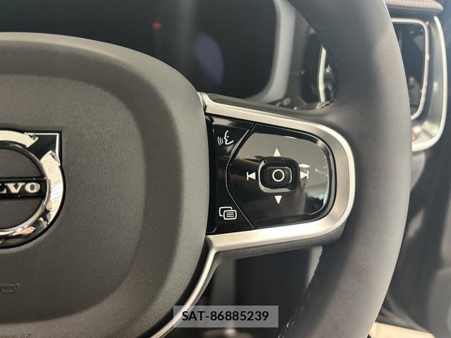 Volvo V60 2025-10 8218301-18