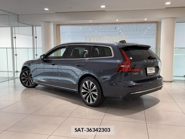 Volvo V60 2025-11 8218302-2