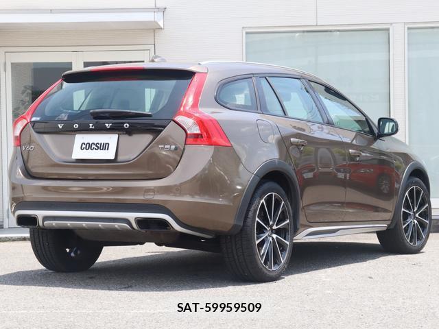 Volvo V60 2017-08 8219271-7
