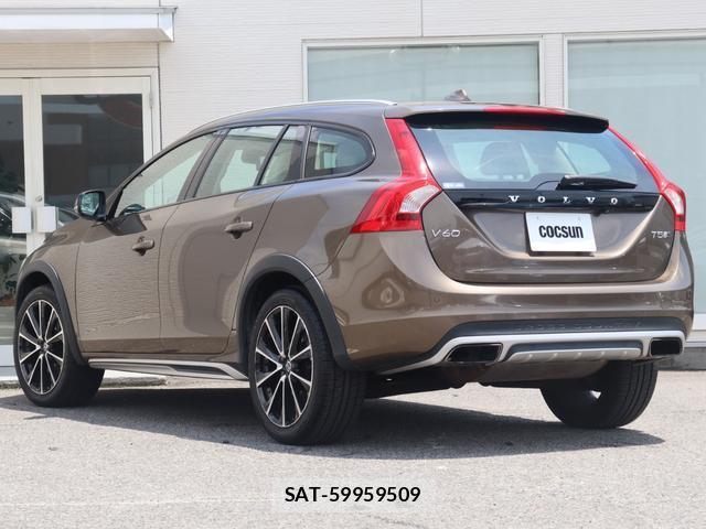 Volvo V60 2017-08 8219271-9
