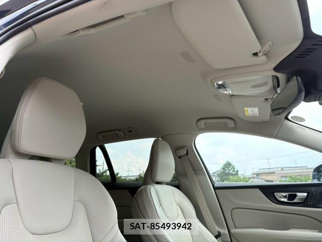 Volvo V60 2021-07 8220997-11