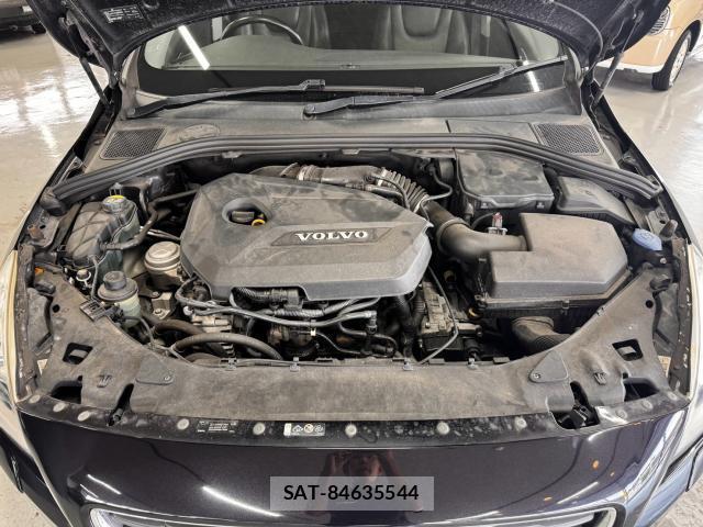 Volvo V60 2011-07 8221895-7