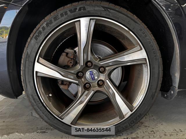 Volvo V60 2011-07 8221895-8