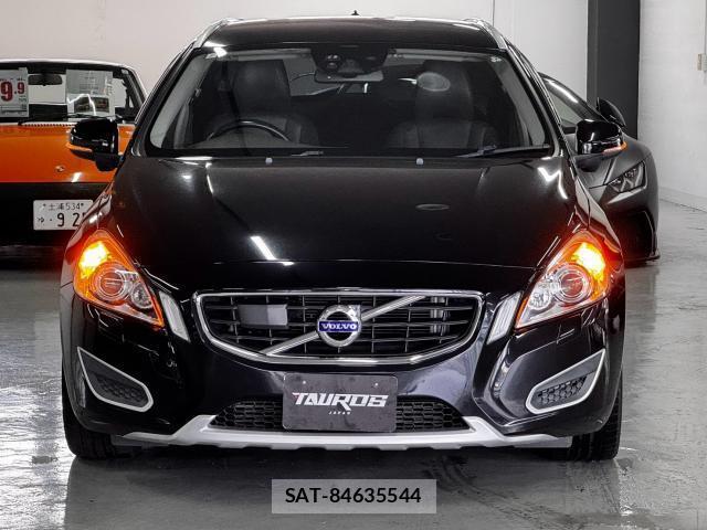 Volvo V60 2011-07 8221895-9