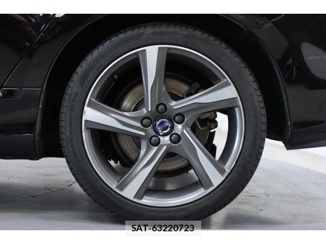 Volvo V60 2015-08 8222922-19
