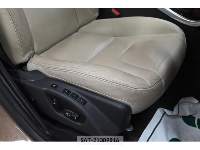 Volvo V60 2017-08 8222927-12