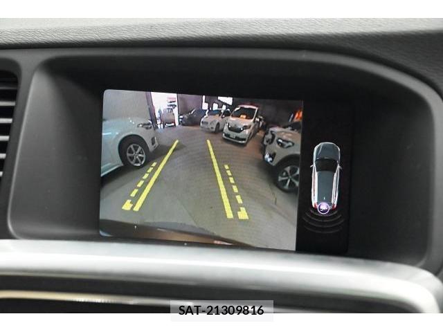 Volvo V60 2017-08 8222927-5