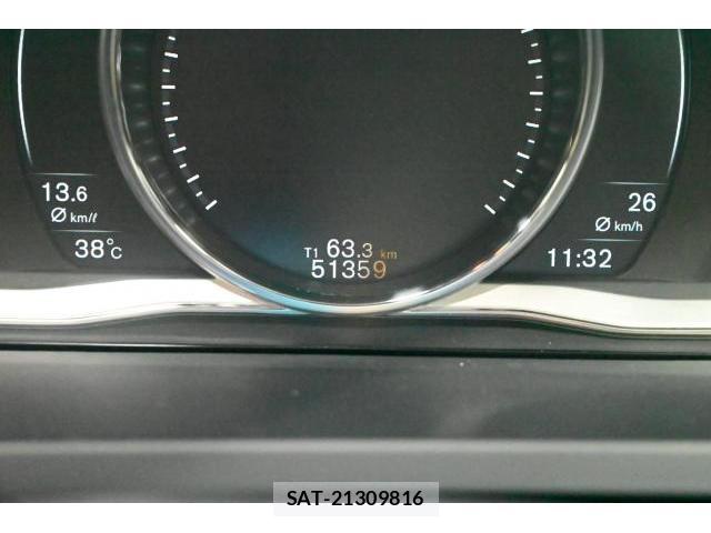 Volvo V60 2017-08 8222927-7