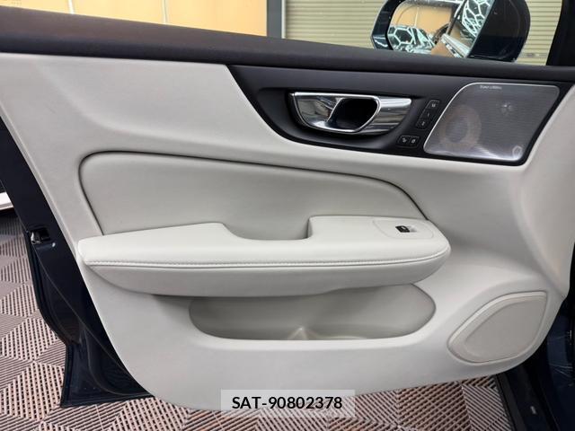 Volvo V60 2018-11 8223548-12