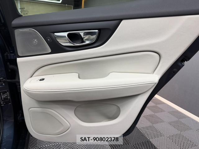 Volvo V60 2018-11 8223548-5