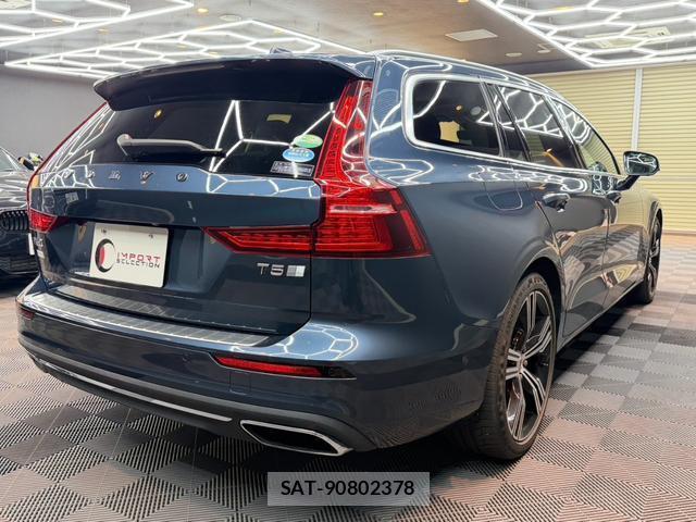 Volvo V60 2018-11 8223548-8