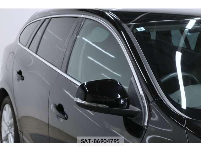 Volvo V60 2017-08 8224607-13