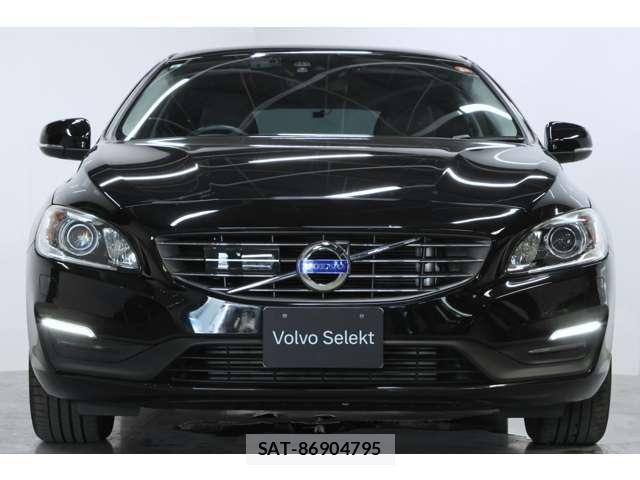 Volvo V60 2017-08 8224607-17