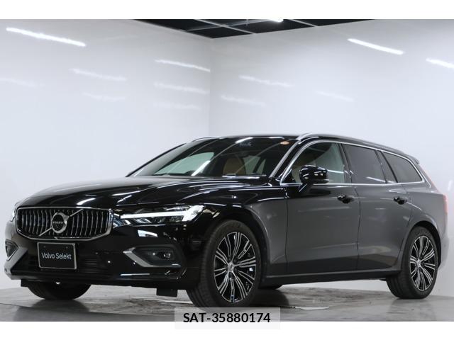 Volvo V60 2019-08 8224609-0