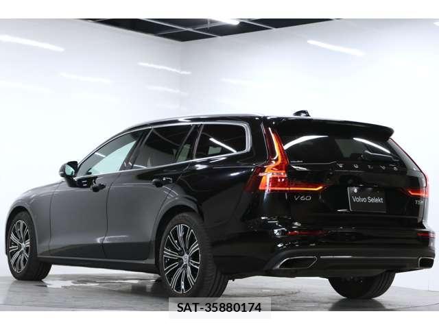 Volvo V60 2019-08 8224609-5