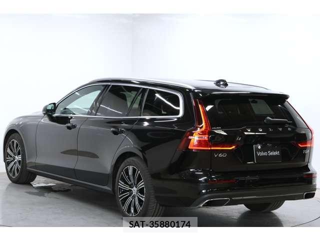 Volvo V60 2019-08 8224609-9