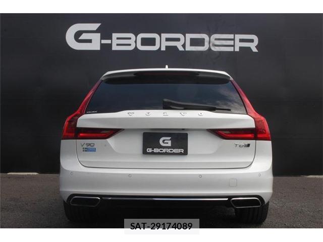 Volvo V90 2017-03 8222006-9