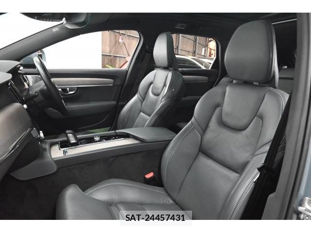 Volvo V90 2021-12 8222926-14