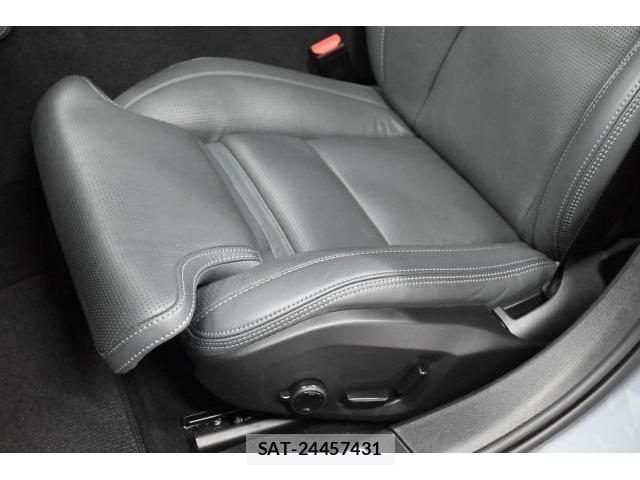 Volvo V90 2021-12 8222926-15