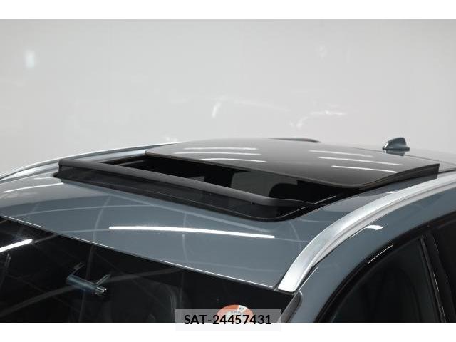 Volvo V90 2021-12 8222926-17