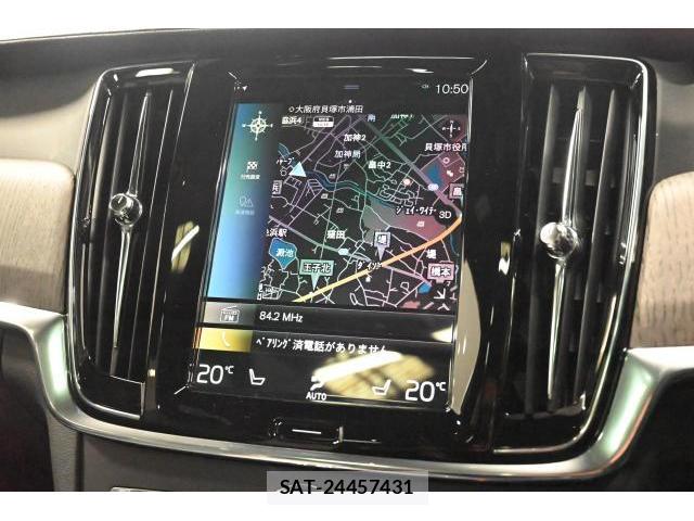 Volvo V90 2021-12 8222926-6