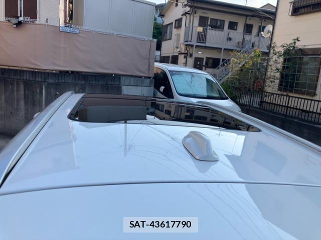Volvo V90 2018-07 8223880-3