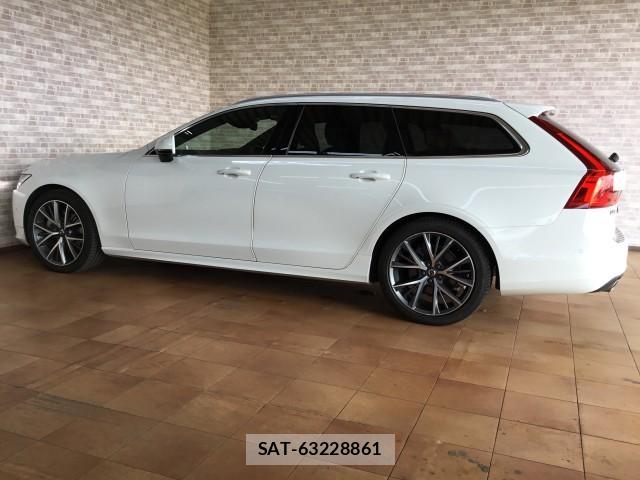Volvo V90 2019-09 8224027-7