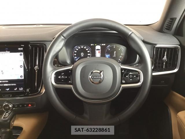 Volvo V90 2019-09 8224027-8