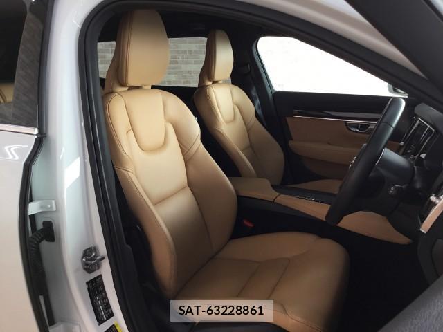 Volvo V90 2019-09 8224027-9