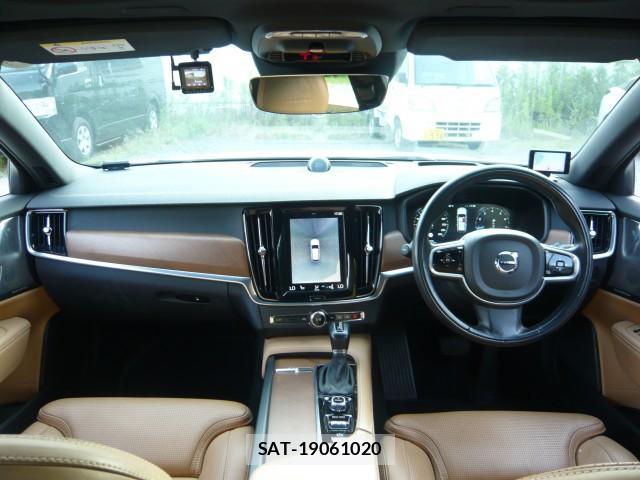Volvo V90 2017-09 8224335-2